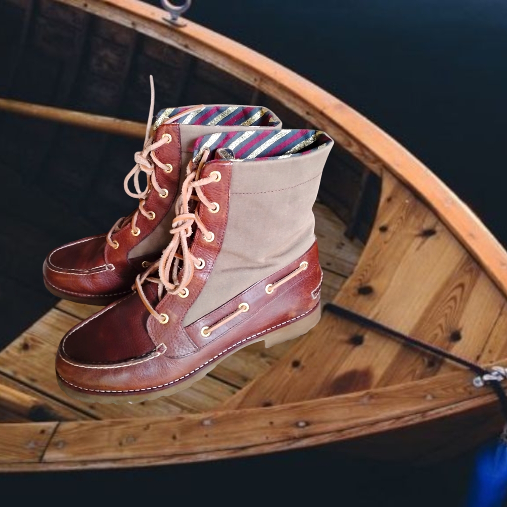 Sperry Avon Boots Size 7.5
